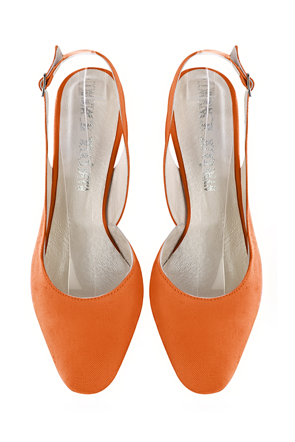 Women's clementine orange slingback dress shoes. Round toe. High kitten heels - Top view
